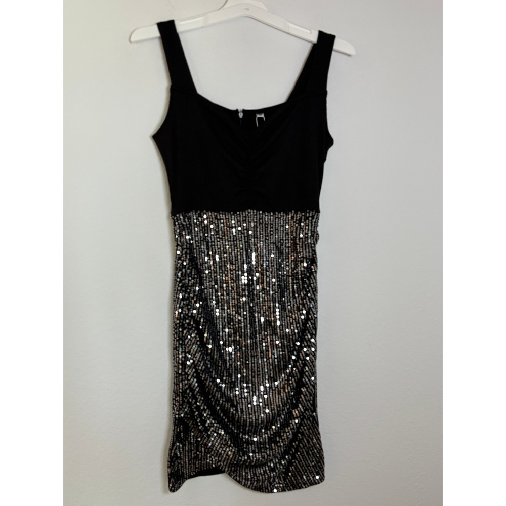 New Fashion Black Ribbed Silver Sequin Ruched Bodycon Mini Dress Medium